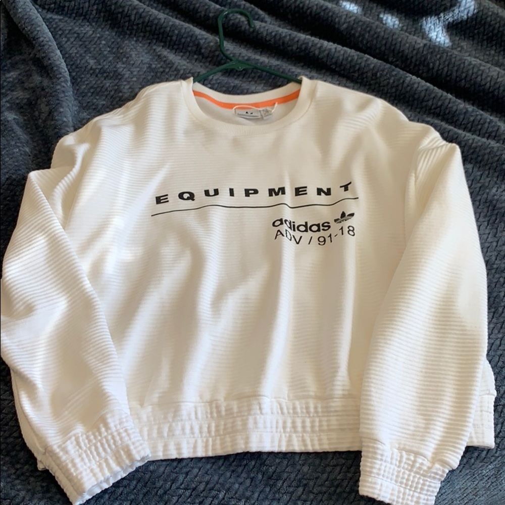 Cropped oversized sweater